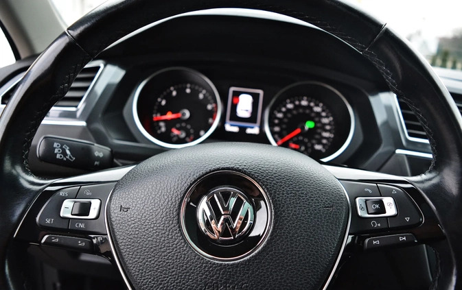 Volkswagen Tiguan Allspace cena 83900 przebieg: 154900, rok produkcji 2017 z Łazy małe 326